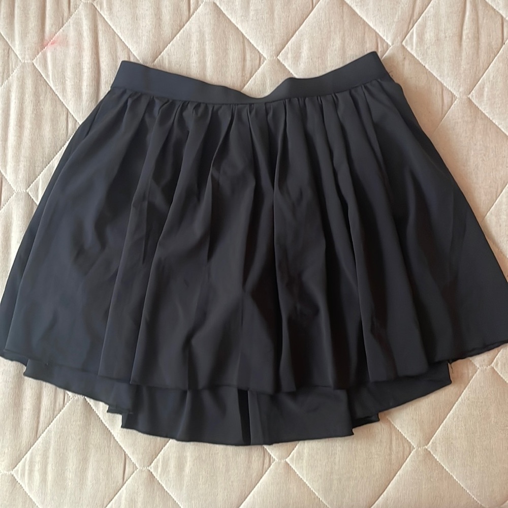 pleated skirt